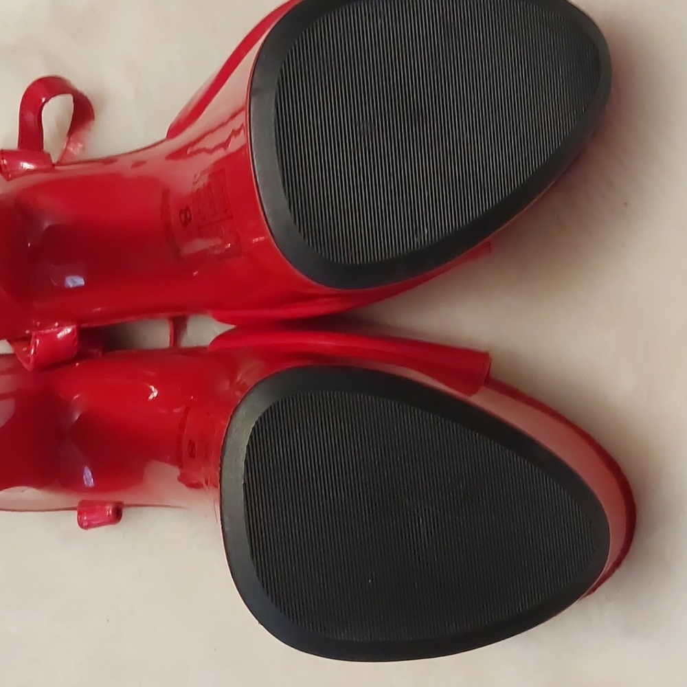 Red patent Ellie platform heels - Picture 4 of 5
